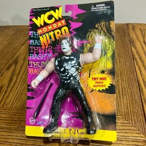 STING WCW Monday Nitro Collectible Wrestler with vibrating button